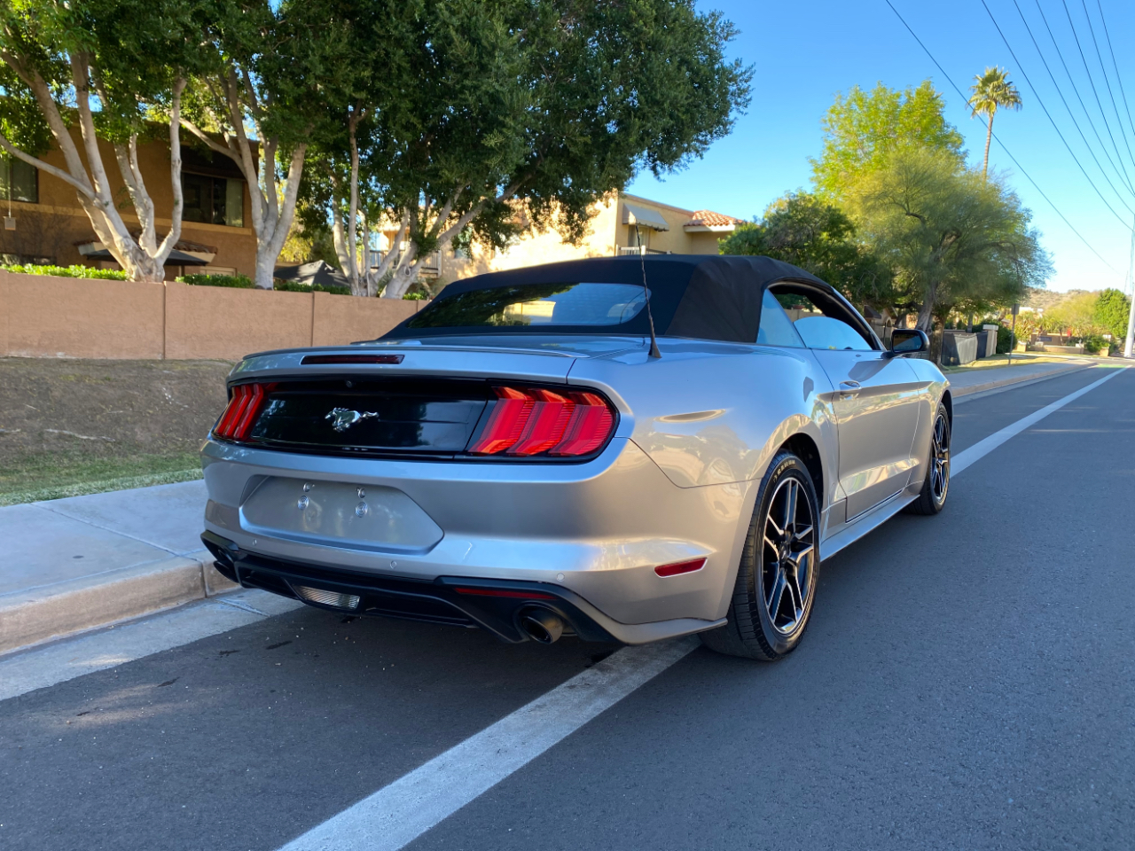 Ford Mustang EcoBoost Convertible 2023