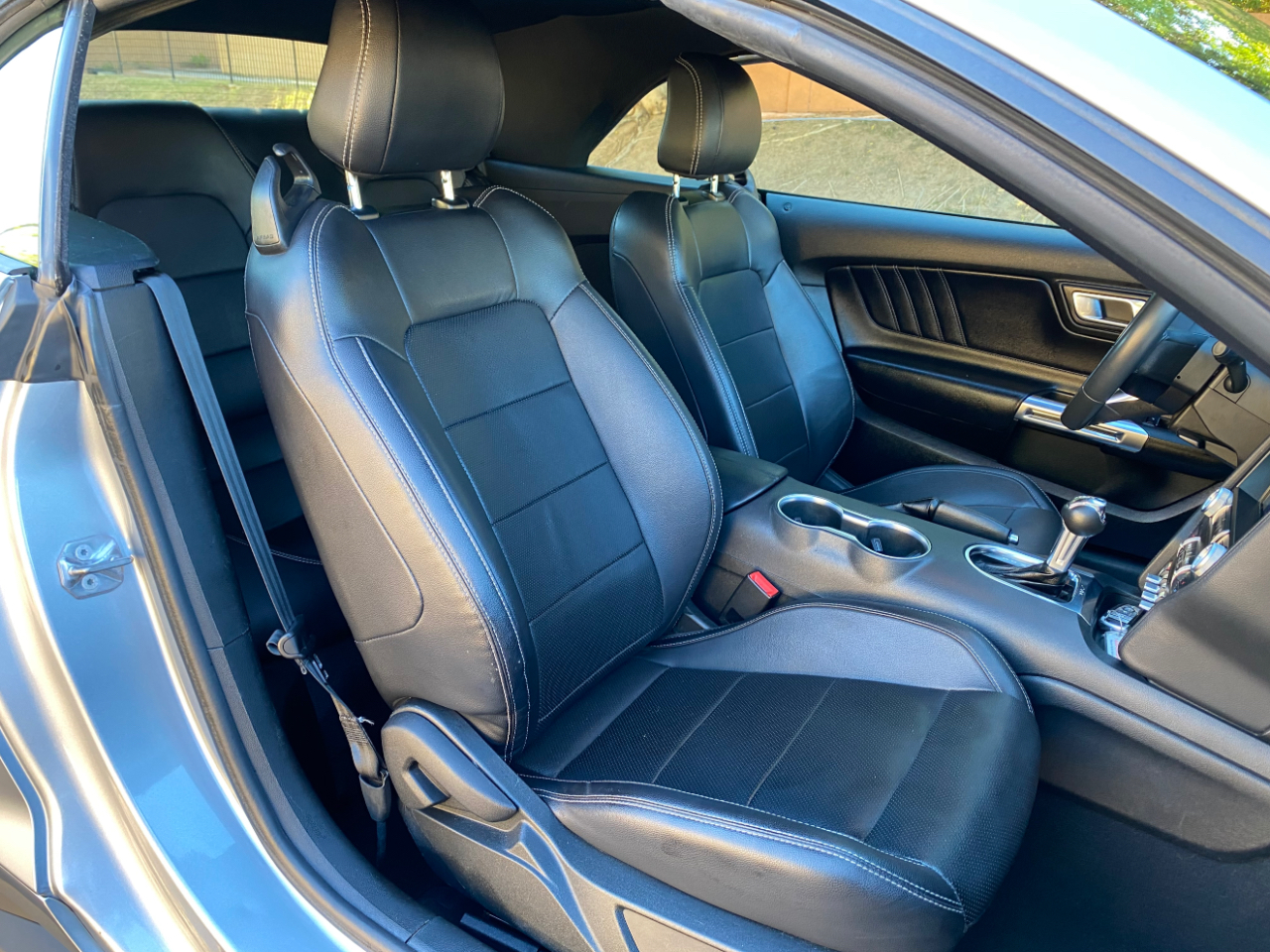 Ford Mustang EcoBoost Convertible 2023