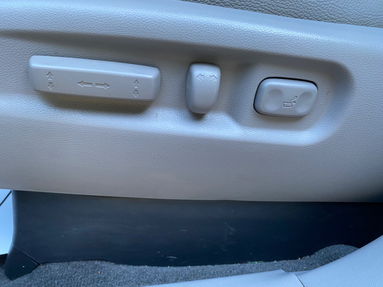 Honda Pilot 2WD 4dr EX-L 2012