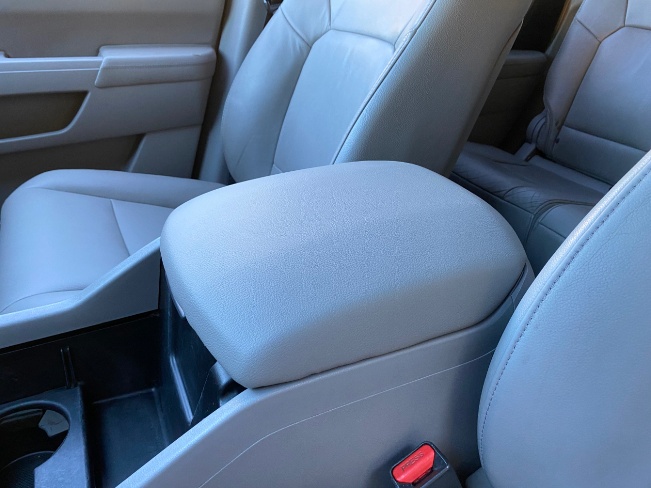 Honda Pilot 2WD 4dr EX-L 2012