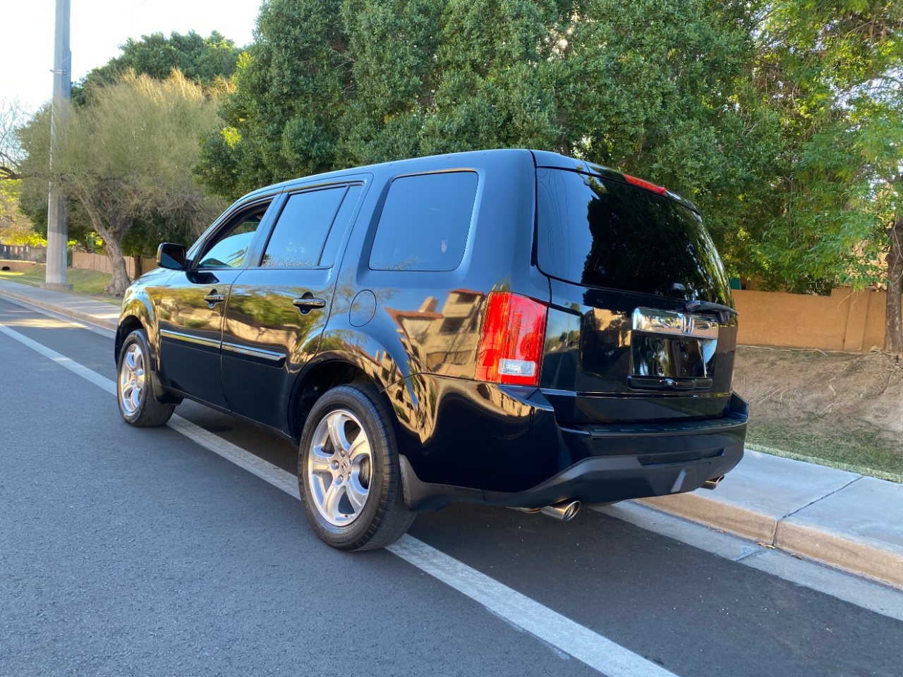 Honda Pilot 2WD 4dr EX-L 2012