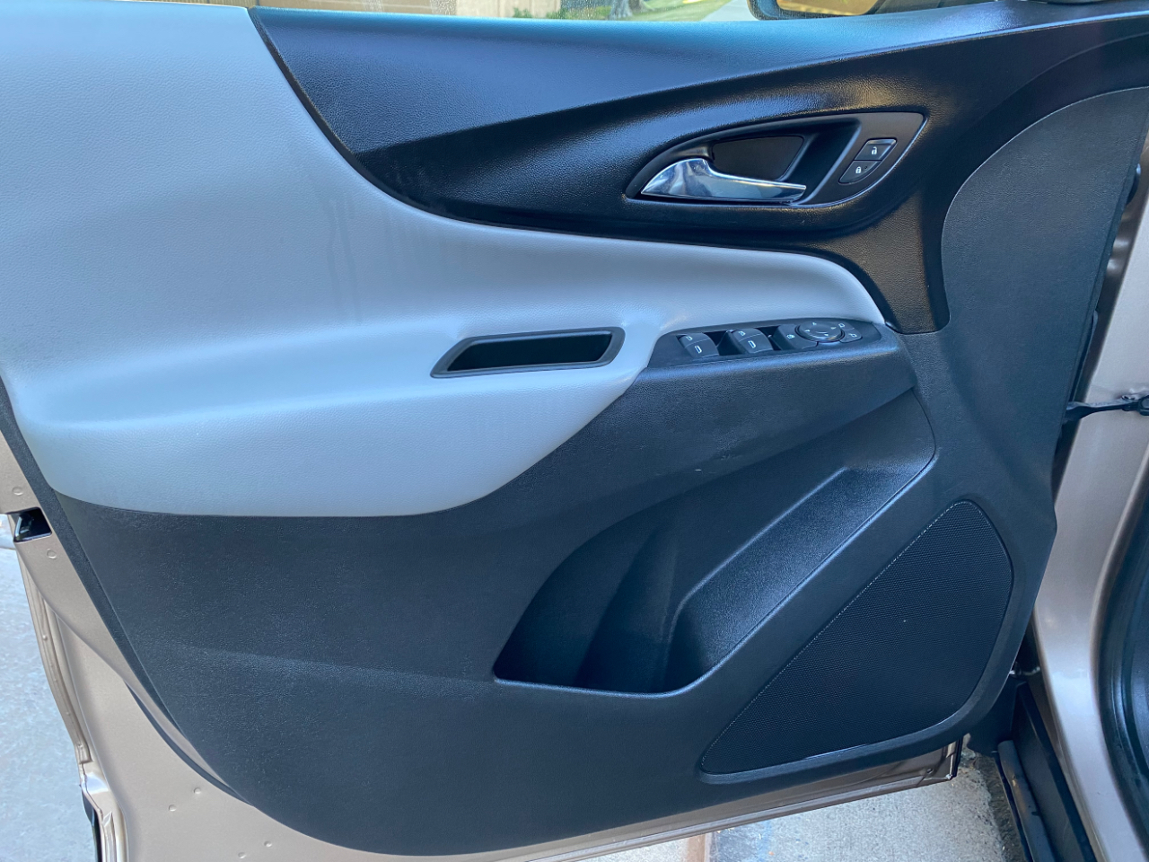 Chevrolet Equinox FWD 4dr LS w/1LS 2018