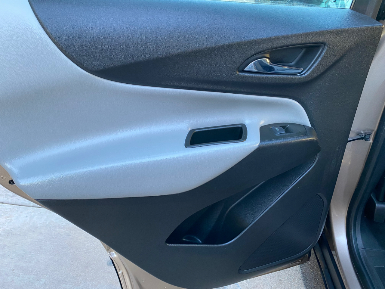 Chevrolet Equinox FWD 4dr LS w/1LS 2018