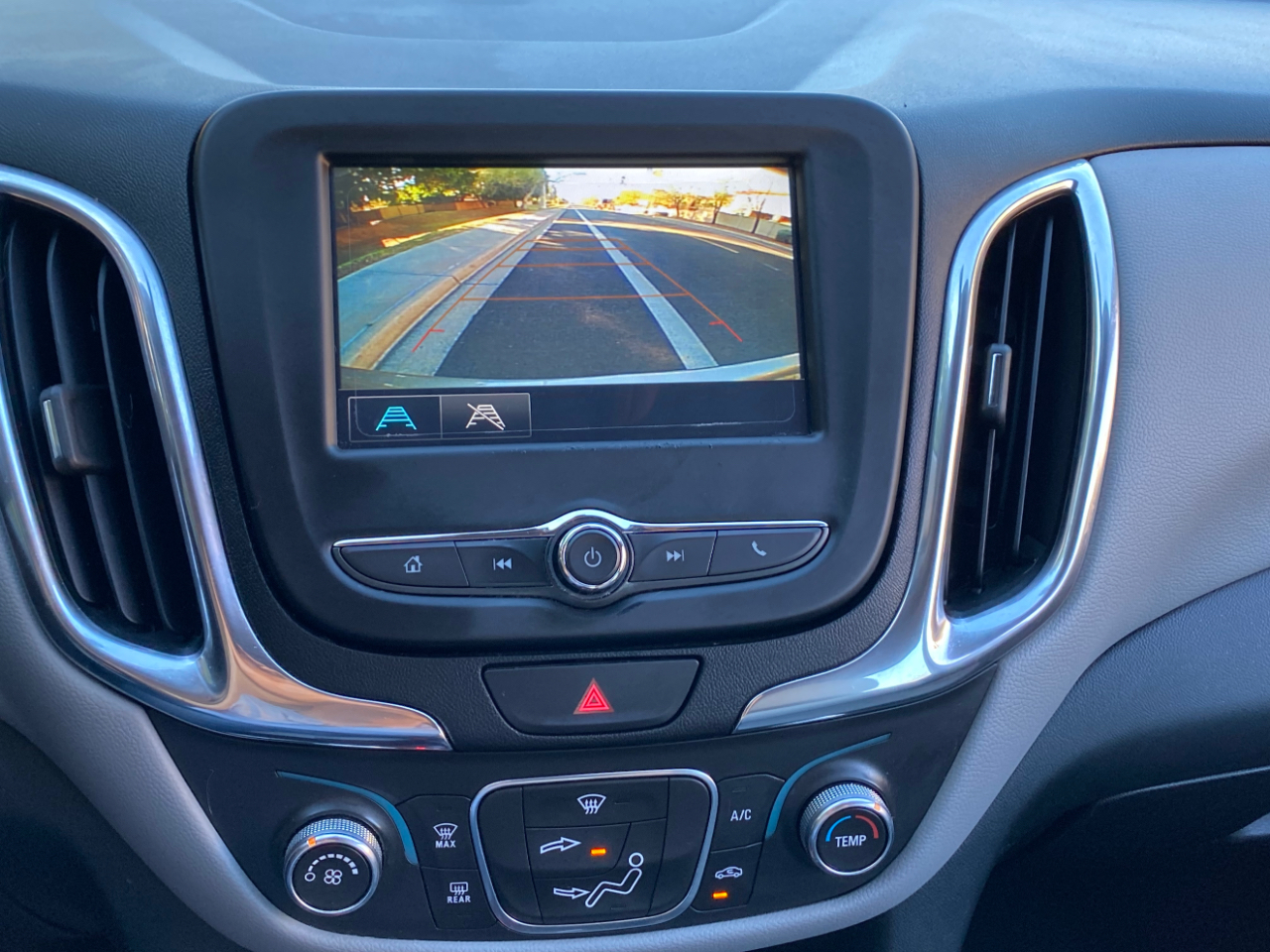 Chevrolet Equinox FWD 4dr LS w/1LS 2018