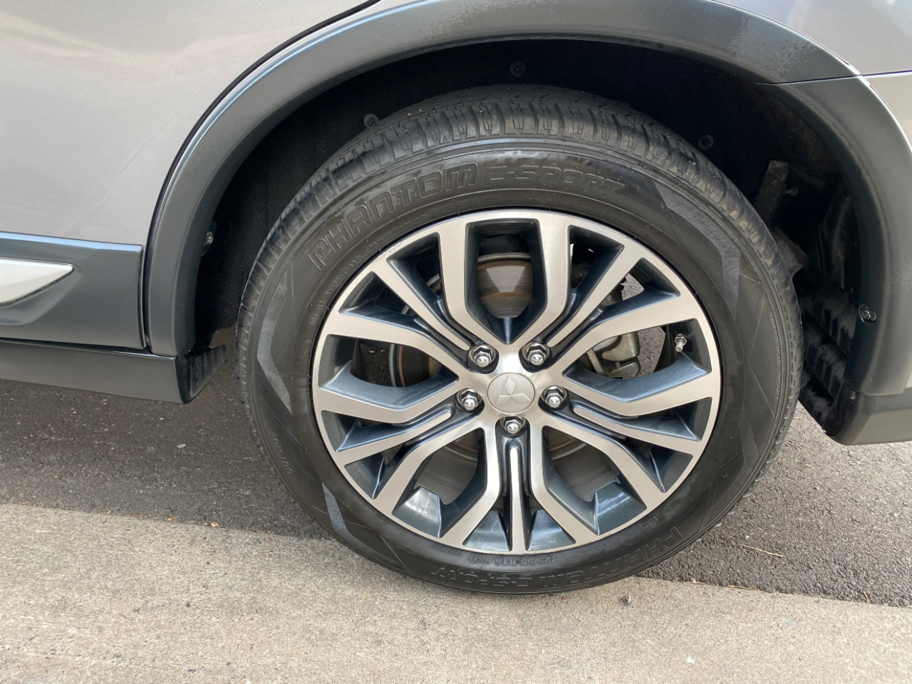 Mitsubishi Outlander ES FWD 2017