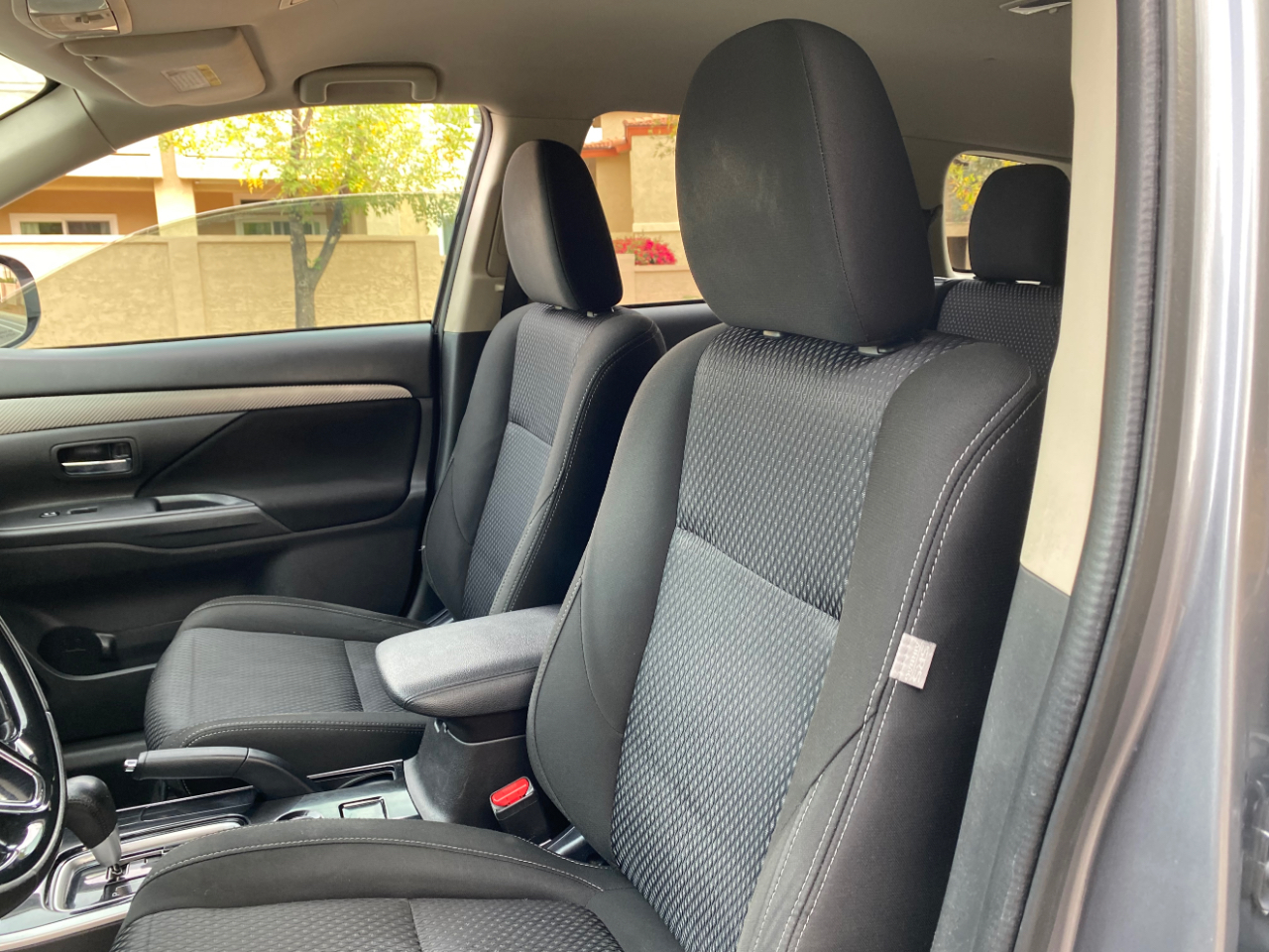 Mitsubishi Outlander ES FWD 2017