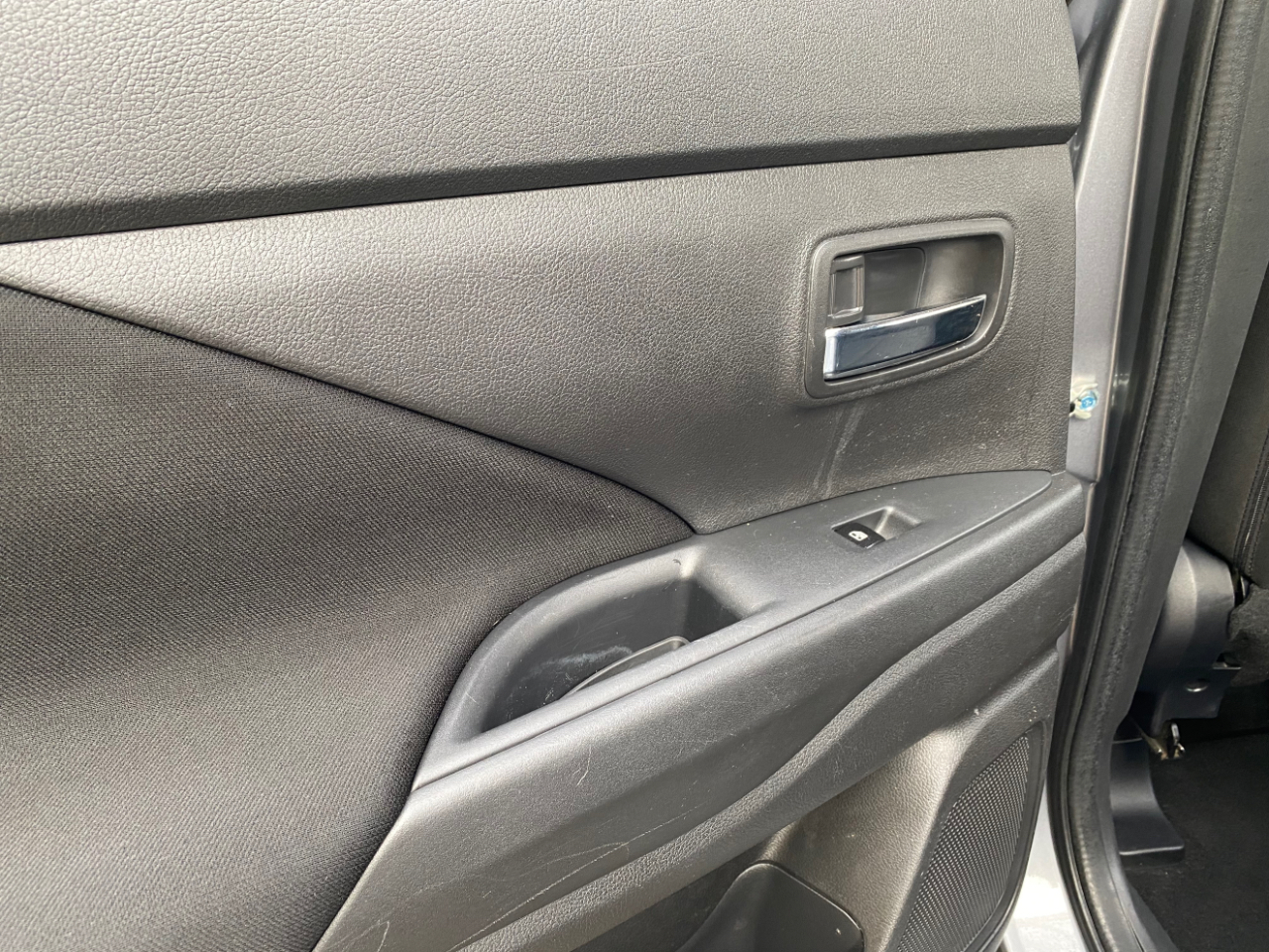 Mitsubishi Outlander ES FWD 2017