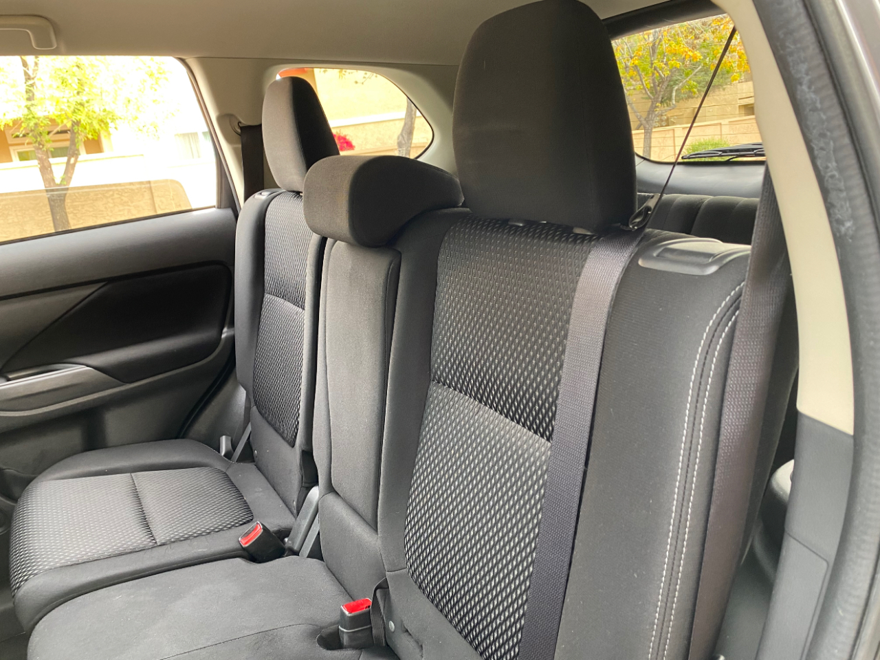 Mitsubishi Outlander ES FWD 2017