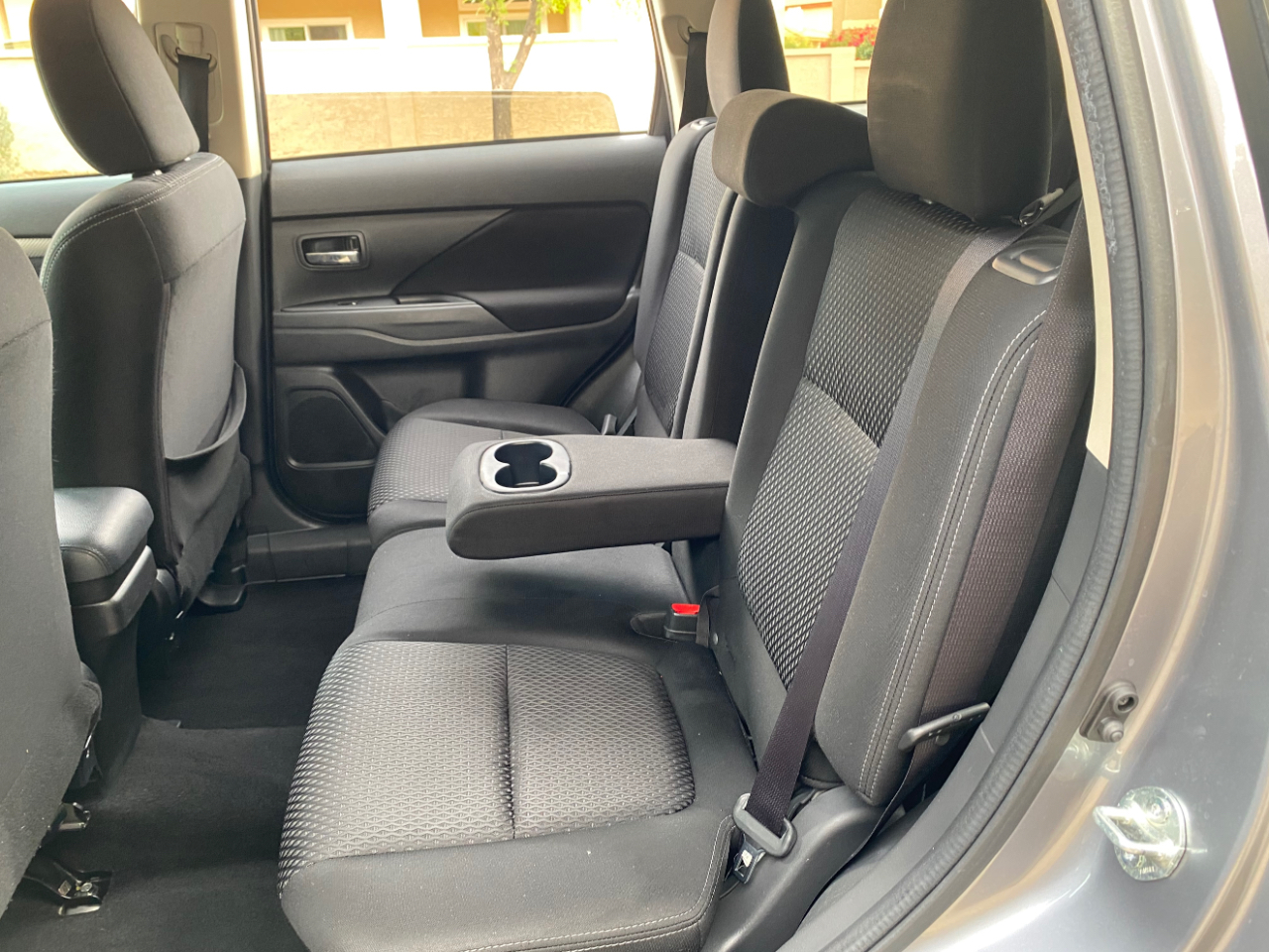 Mitsubishi Outlander ES FWD 2017