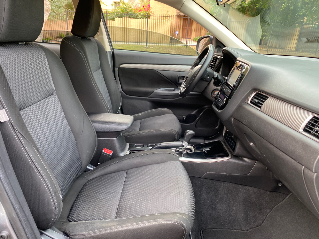 Mitsubishi Outlander ES FWD 2017