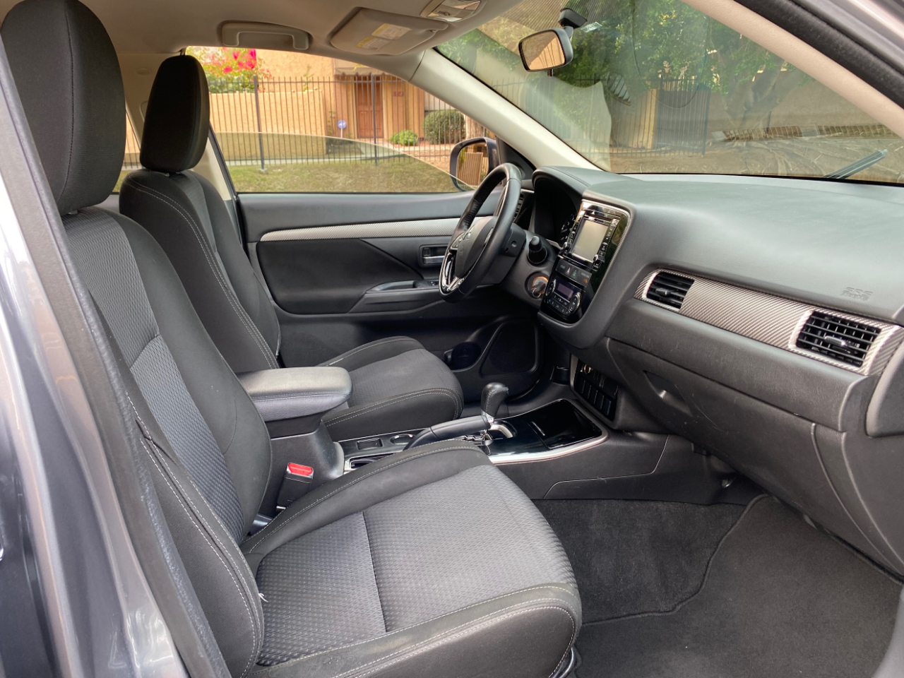 Mitsubishi Outlander ES FWD 2017