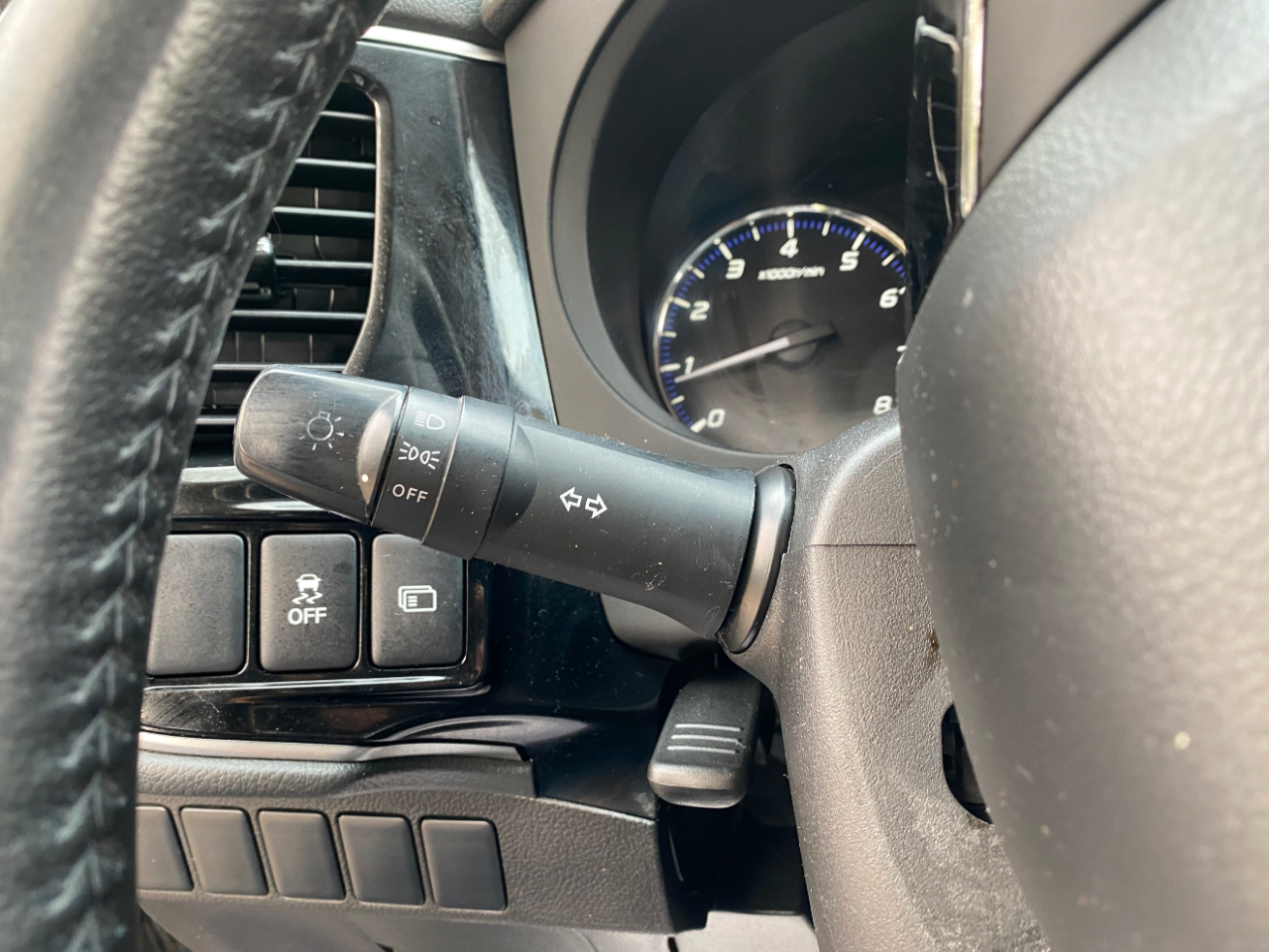 Mitsubishi Outlander ES FWD 2017