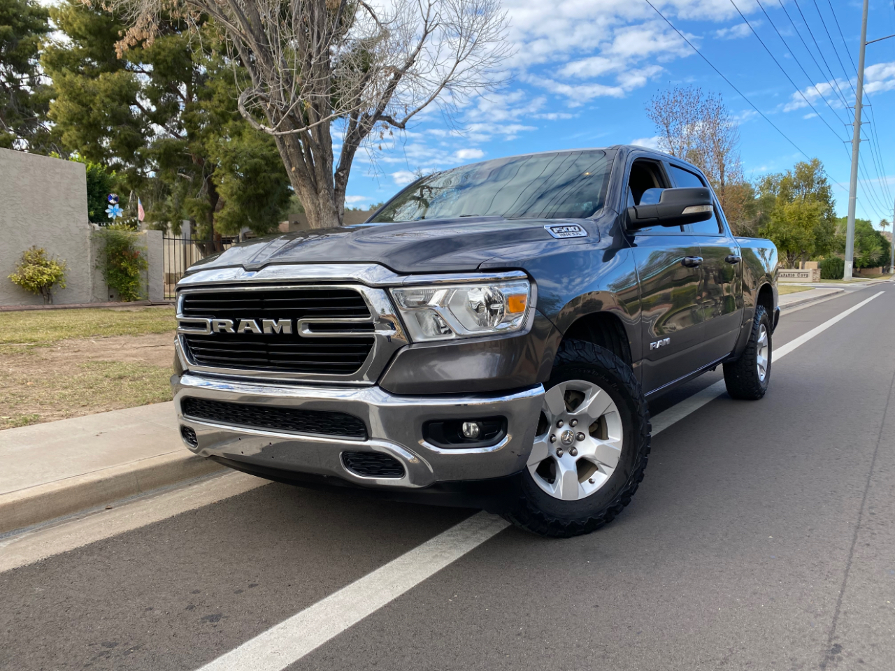 RAM 1500 Big Horn 4x2 Crew Cab 5'7" Box 2021