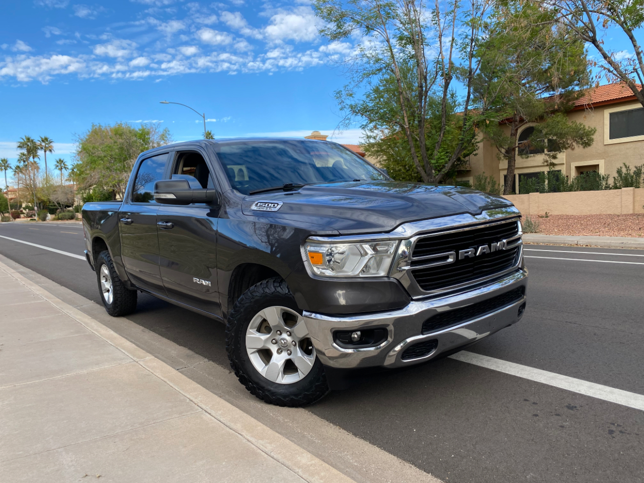 RAM 1500 Big Horn 4x2 Crew Cab 5'7" Box 2021