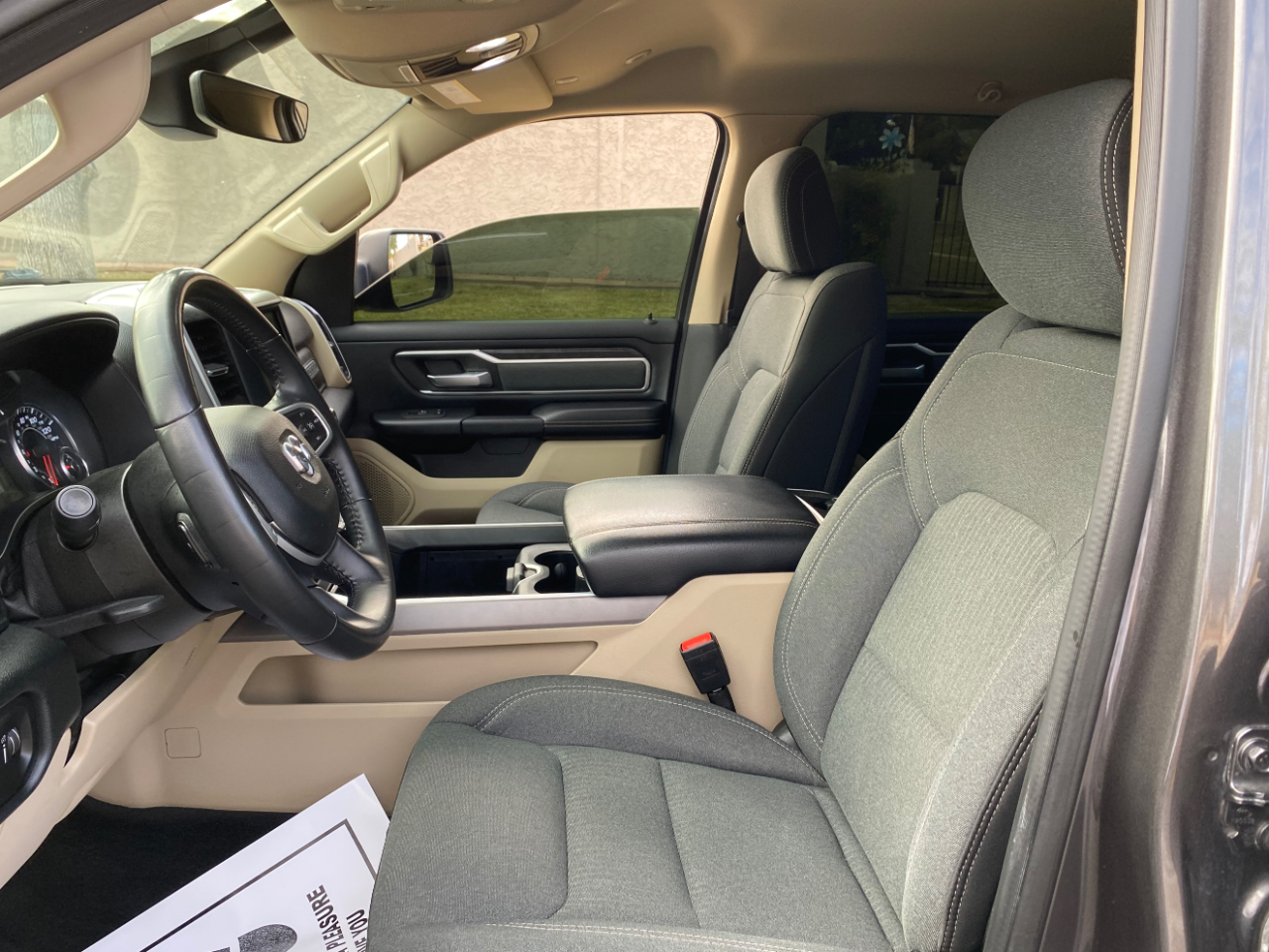 RAM 1500 Big Horn 4x2 Crew Cab 5'7" Box 2021