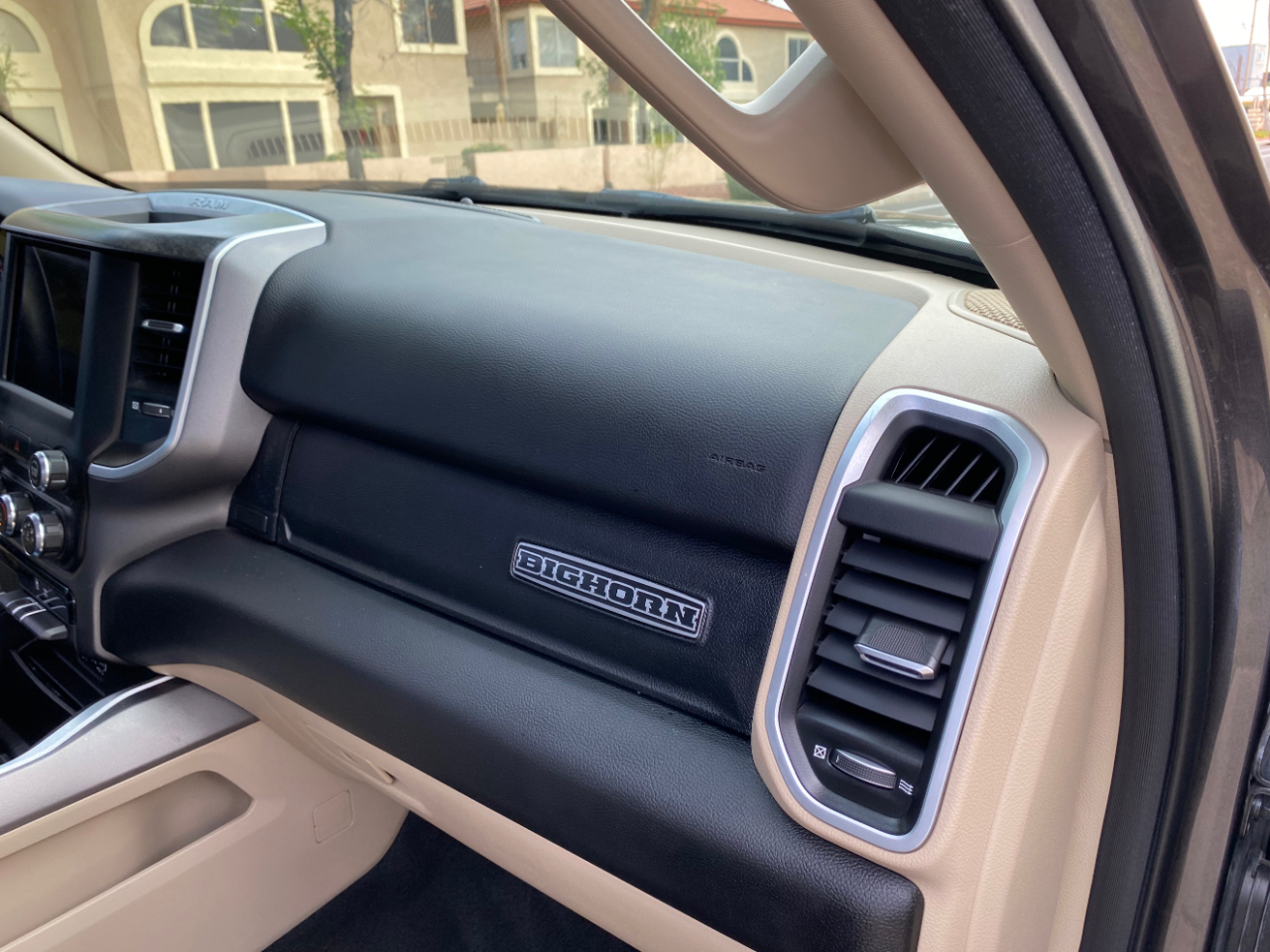 RAM 1500 Big Horn 4x2 Crew Cab 5'7" Box 2021