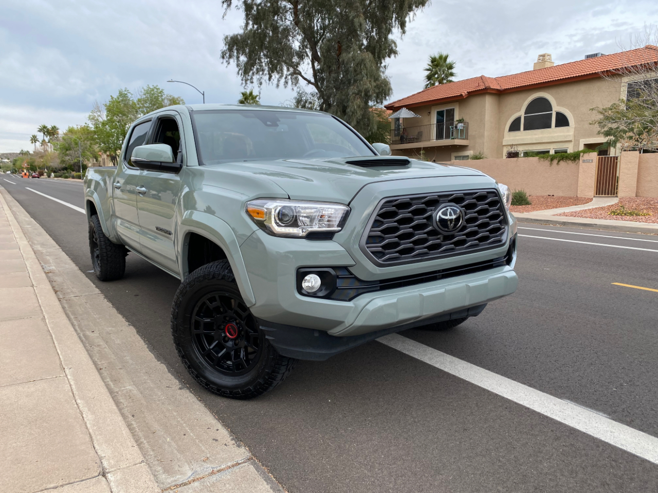 Toyota Tacoma 2WD TRD Sport Double Cab 6' Bed V6 AT (Natl) 2022