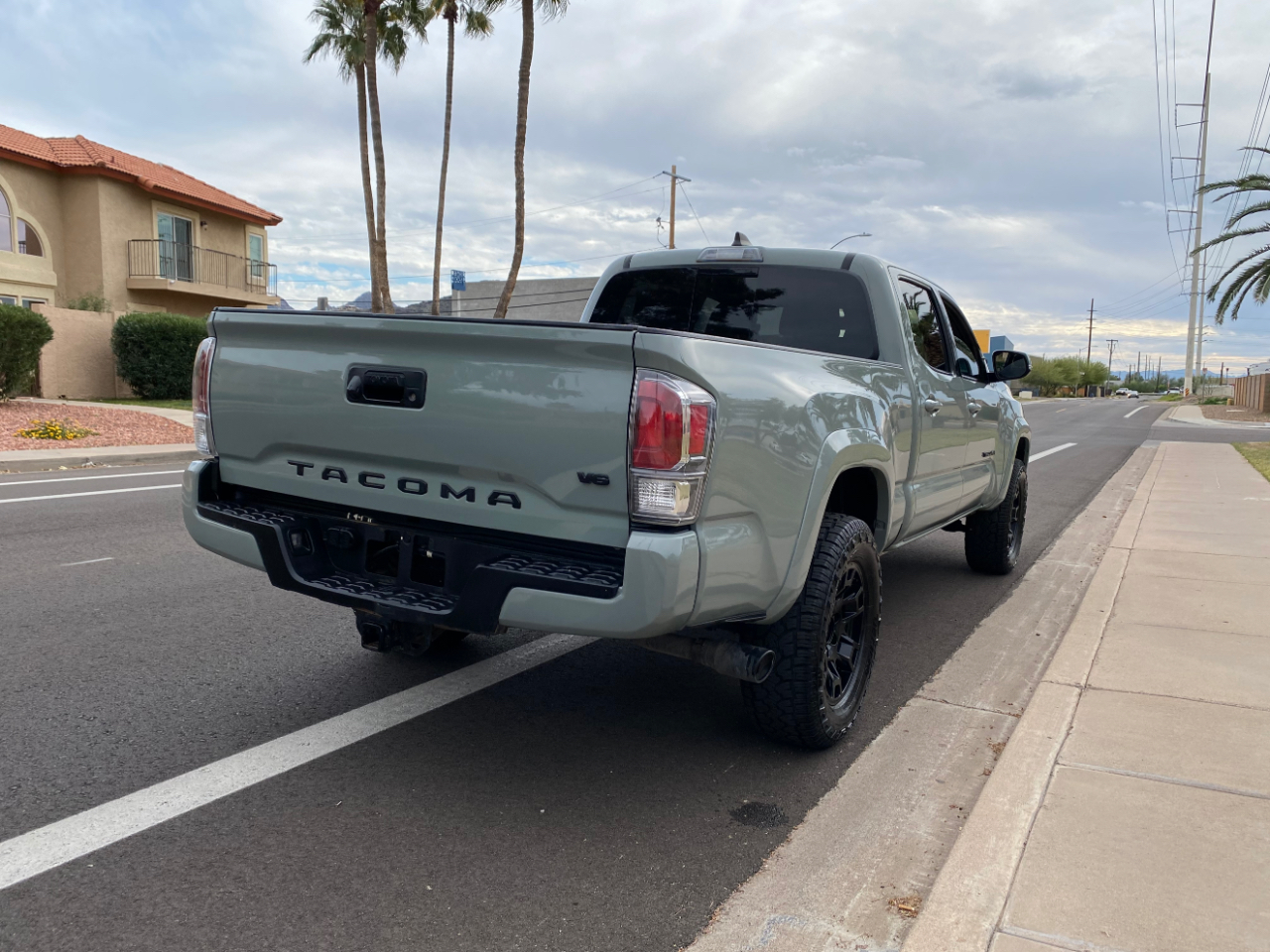 Toyota Tacoma 2WD TRD Sport Double Cab 6' Bed V6 AT (Natl) 2022