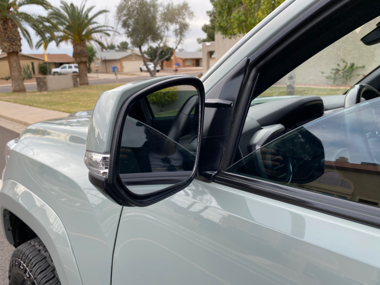 Toyota Tacoma 2WD TRD Sport Double Cab 6' Bed V6 AT (Natl) 2022