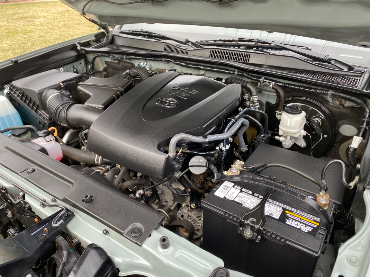 Toyota Tacoma 2WD TRD Sport Double Cab 6' Bed V6 AT (Natl) 2022