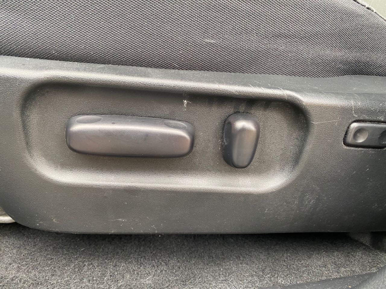 Toyota Tacoma 2WD TRD Sport Double Cab 6' Bed V6 AT (Natl) 2022