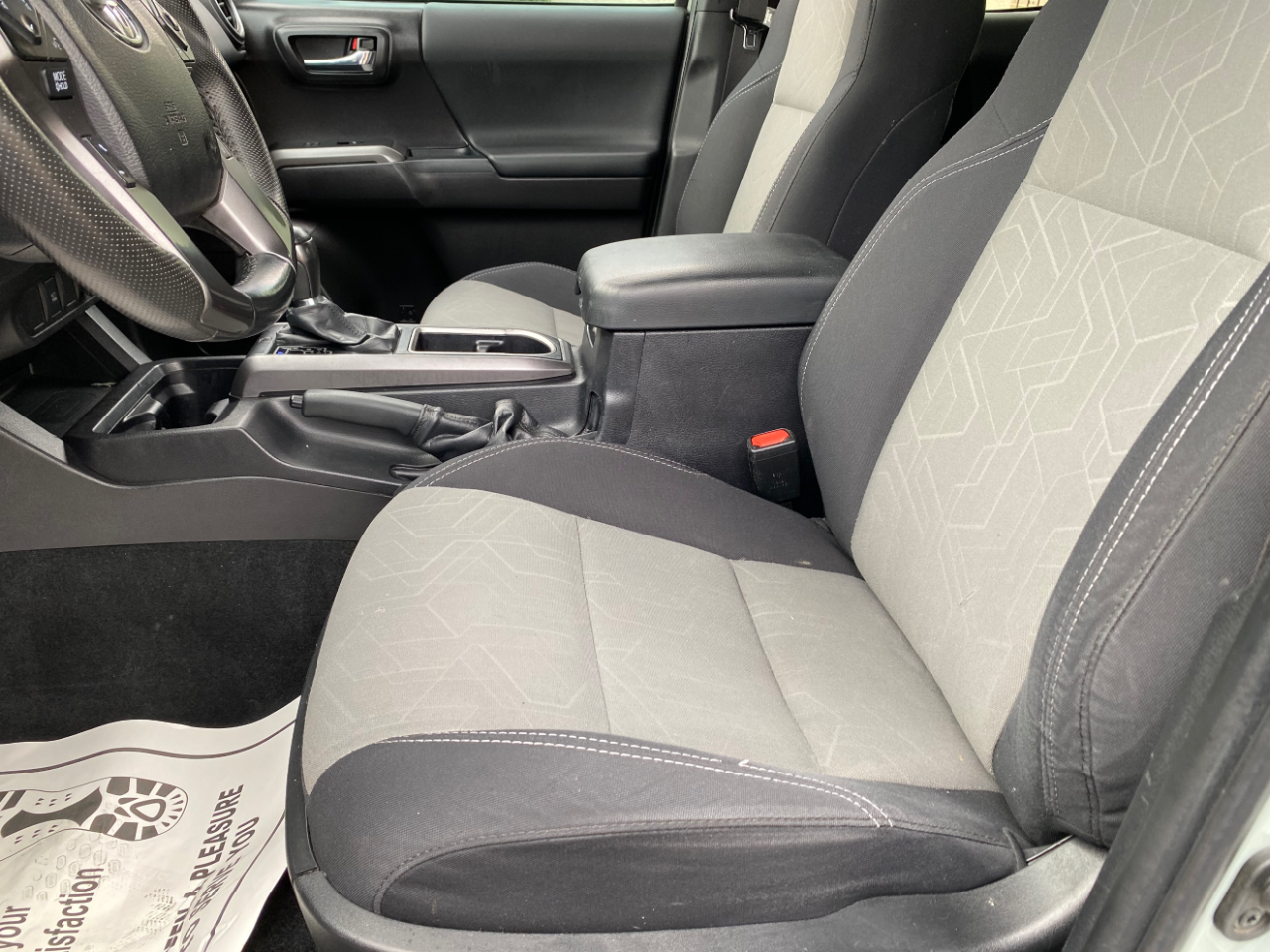 Toyota Tacoma 2WD TRD Sport Double Cab 6' Bed V6 AT (Natl) 2022