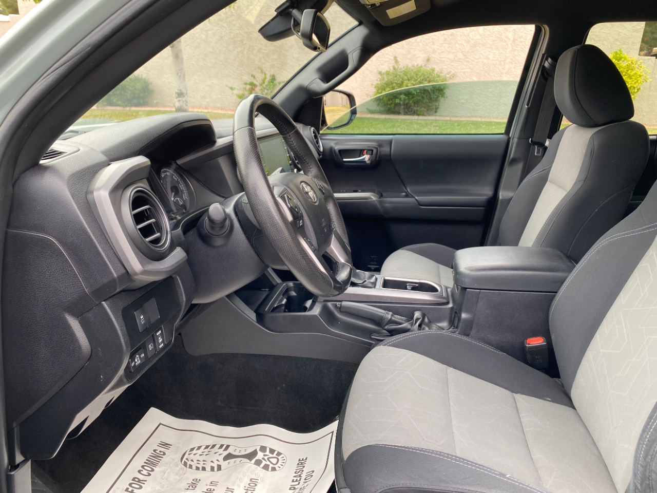 Toyota Tacoma 2WD TRD Sport Double Cab 6' Bed V6 AT (Natl) 2022