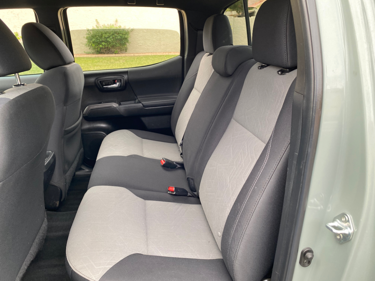 Toyota Tacoma 2WD TRD Sport Double Cab 6' Bed V6 AT (Natl) 2022