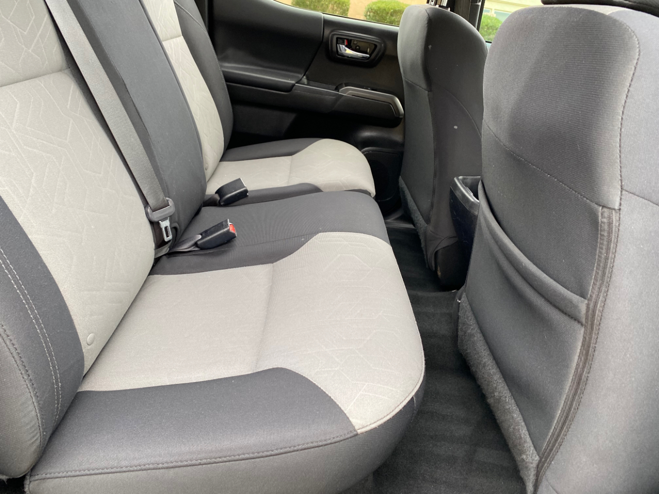 Toyota Tacoma 2WD TRD Sport Double Cab 6' Bed V6 AT (Natl) 2022