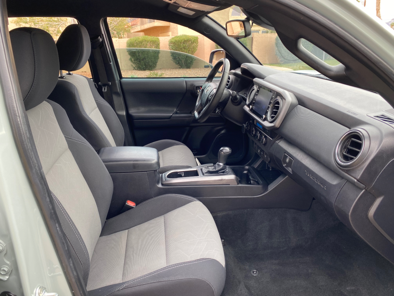 Toyota Tacoma 2WD TRD Sport Double Cab 6' Bed V6 AT (Natl) 2022