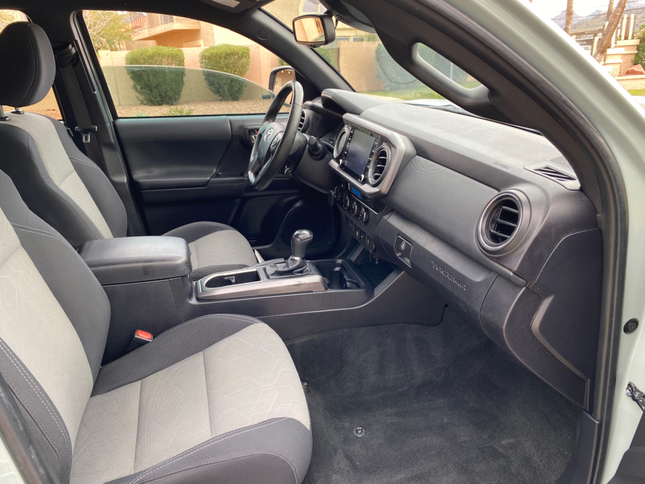 Toyota Tacoma 2WD TRD Sport Double Cab 6' Bed V6 AT (Natl) 2022