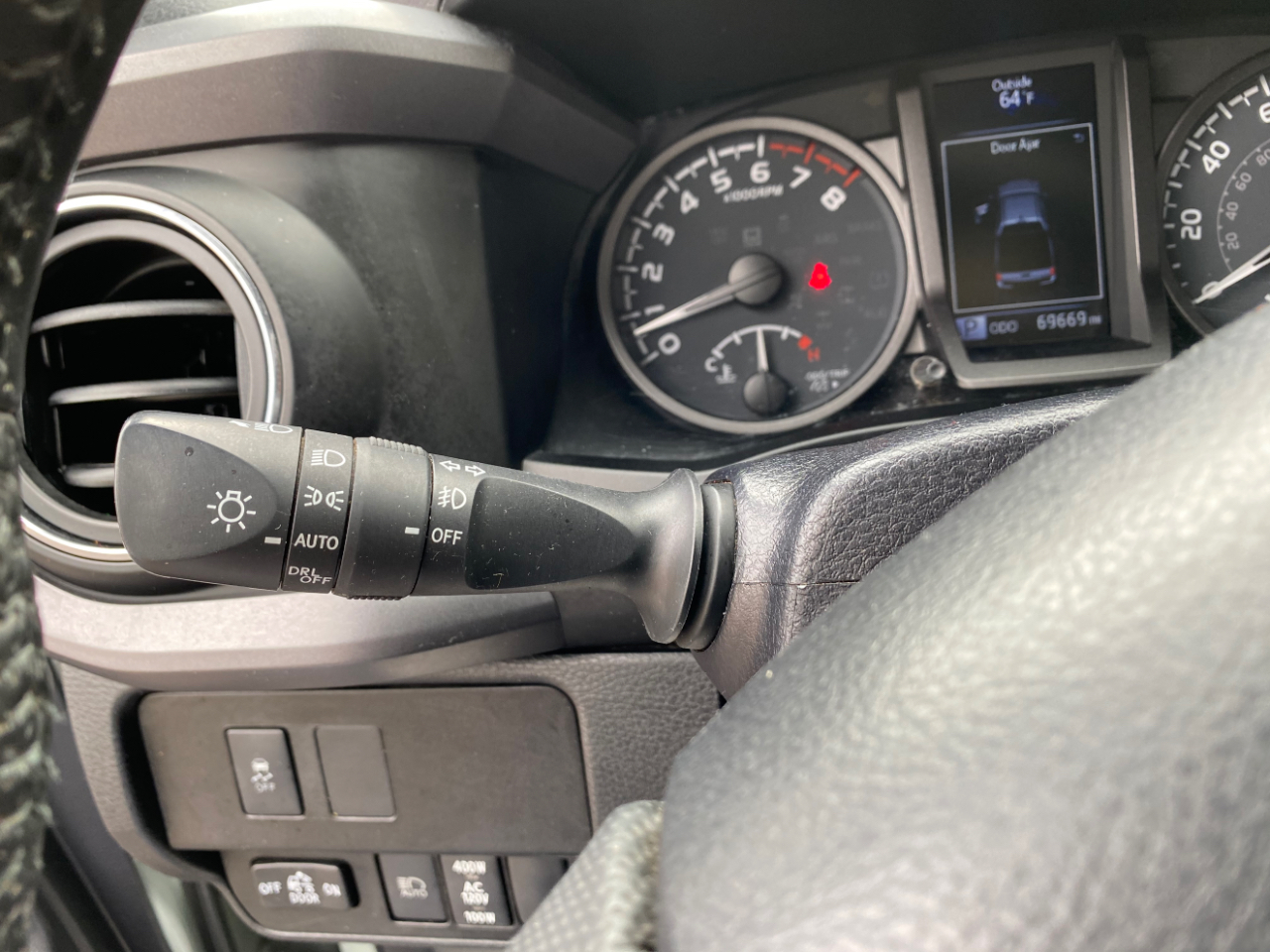 Toyota Tacoma 2WD TRD Sport Double Cab 6' Bed V6 AT (Natl) 2022