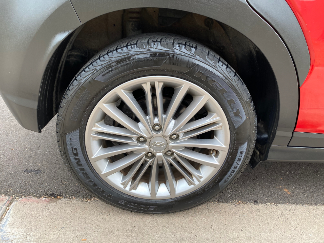 Hyundai Kona SEL Auto AWD 2021