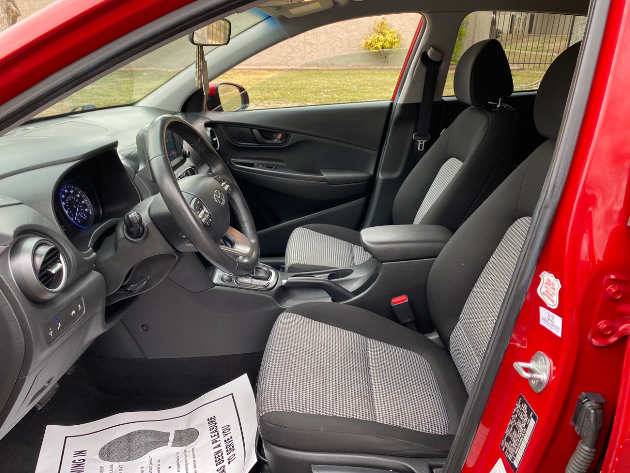 Hyundai Kona SEL Auto AWD 2021