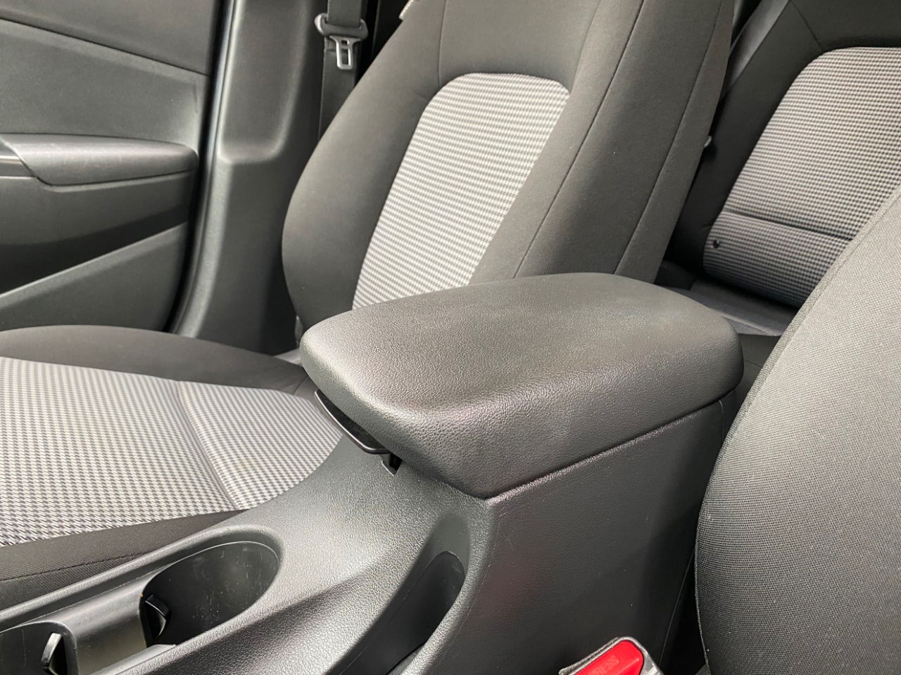 Hyundai Kona SEL Auto AWD 2021