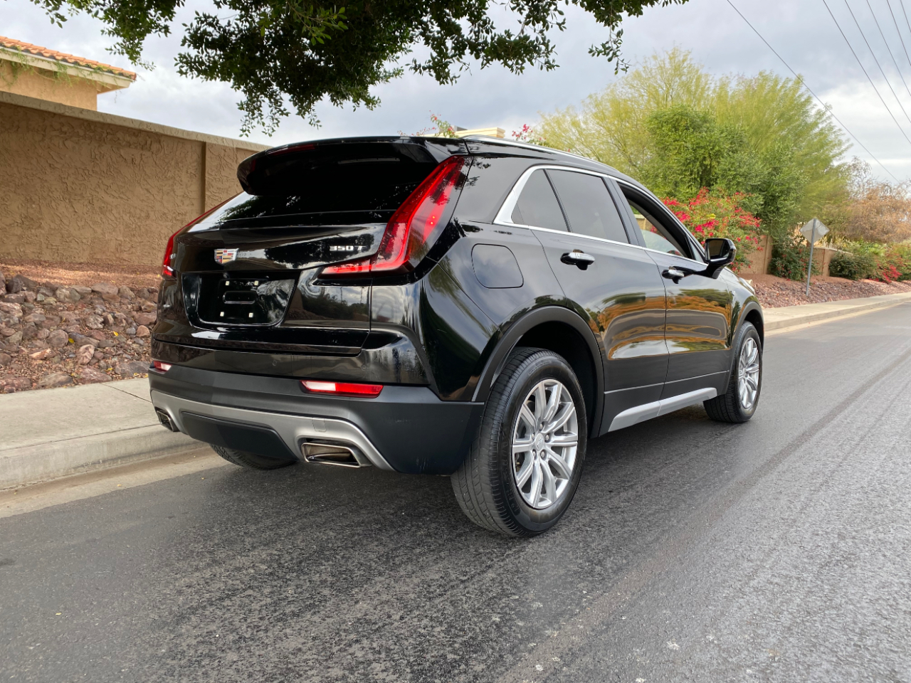 Cadillac XT4 AWD 4dr Premium Luxury 2023