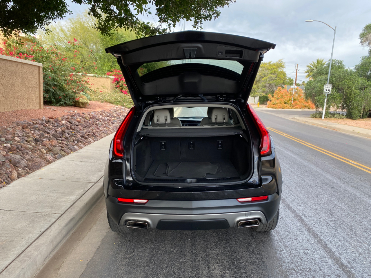 Cadillac XT4 AWD 4dr Premium Luxury 2023
