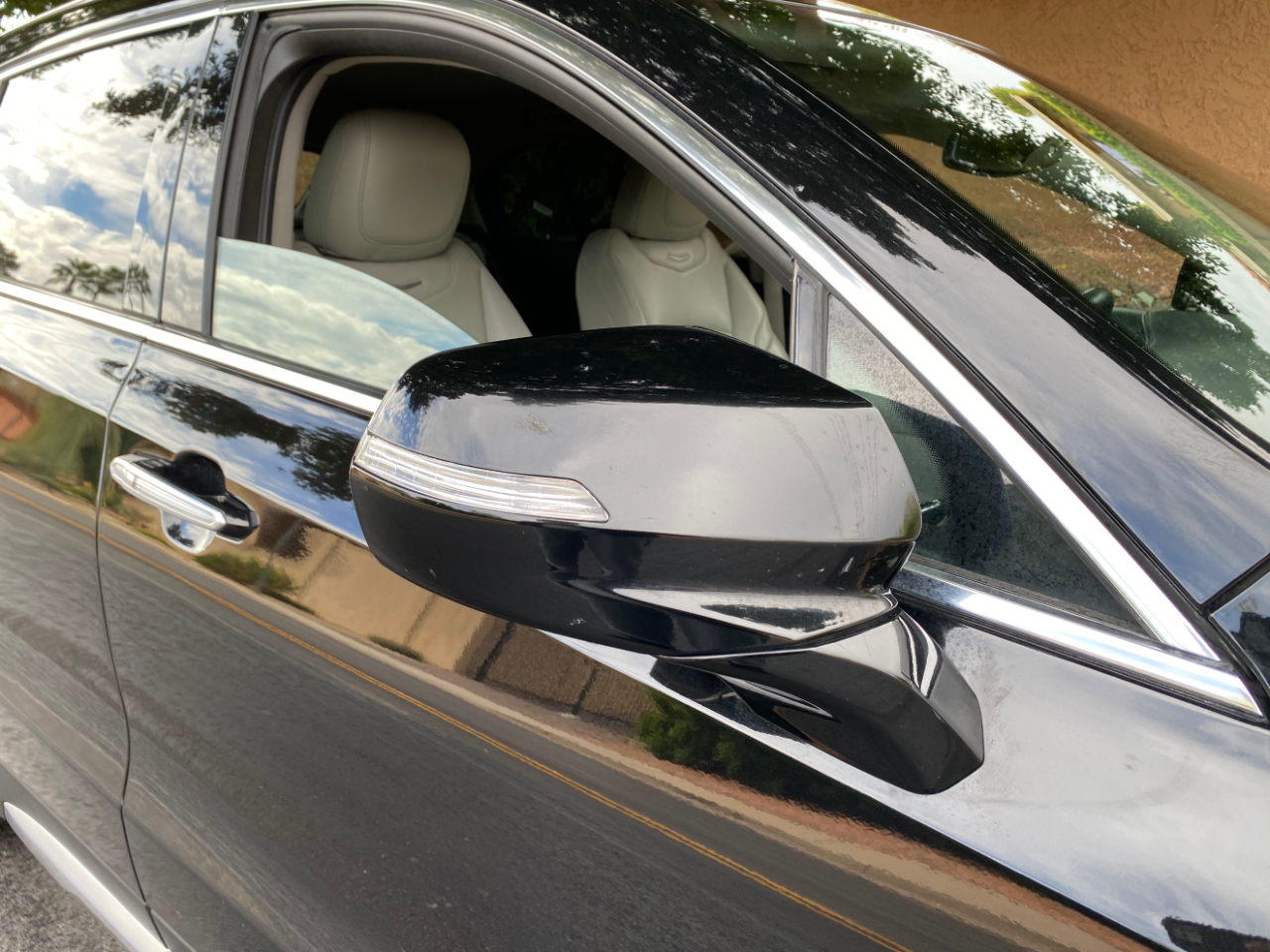 Cadillac XT4 AWD 4dr Premium Luxury 2023