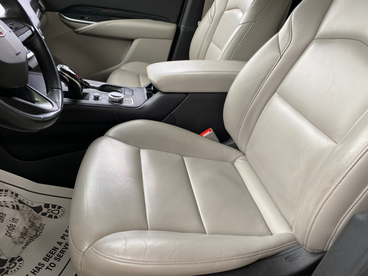 Cadillac XT4 AWD 4dr Premium Luxury 2023