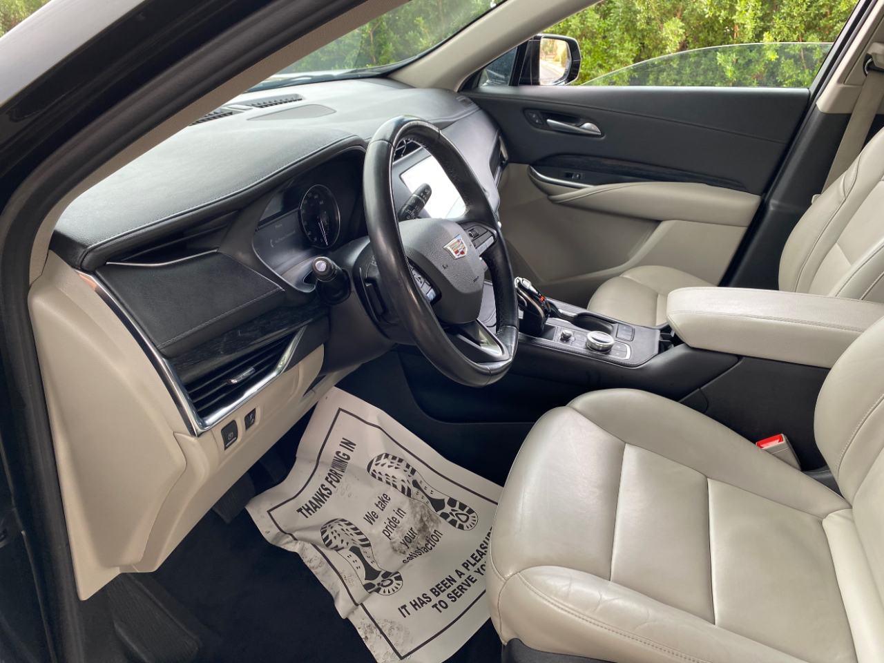 Cadillac XT4 AWD 4dr Premium Luxury 2023