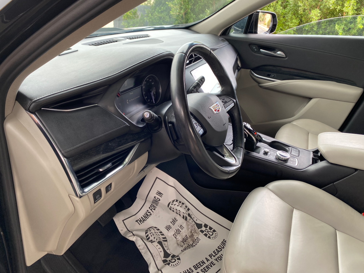 Cadillac XT4 AWD 4dr Premium Luxury 2023