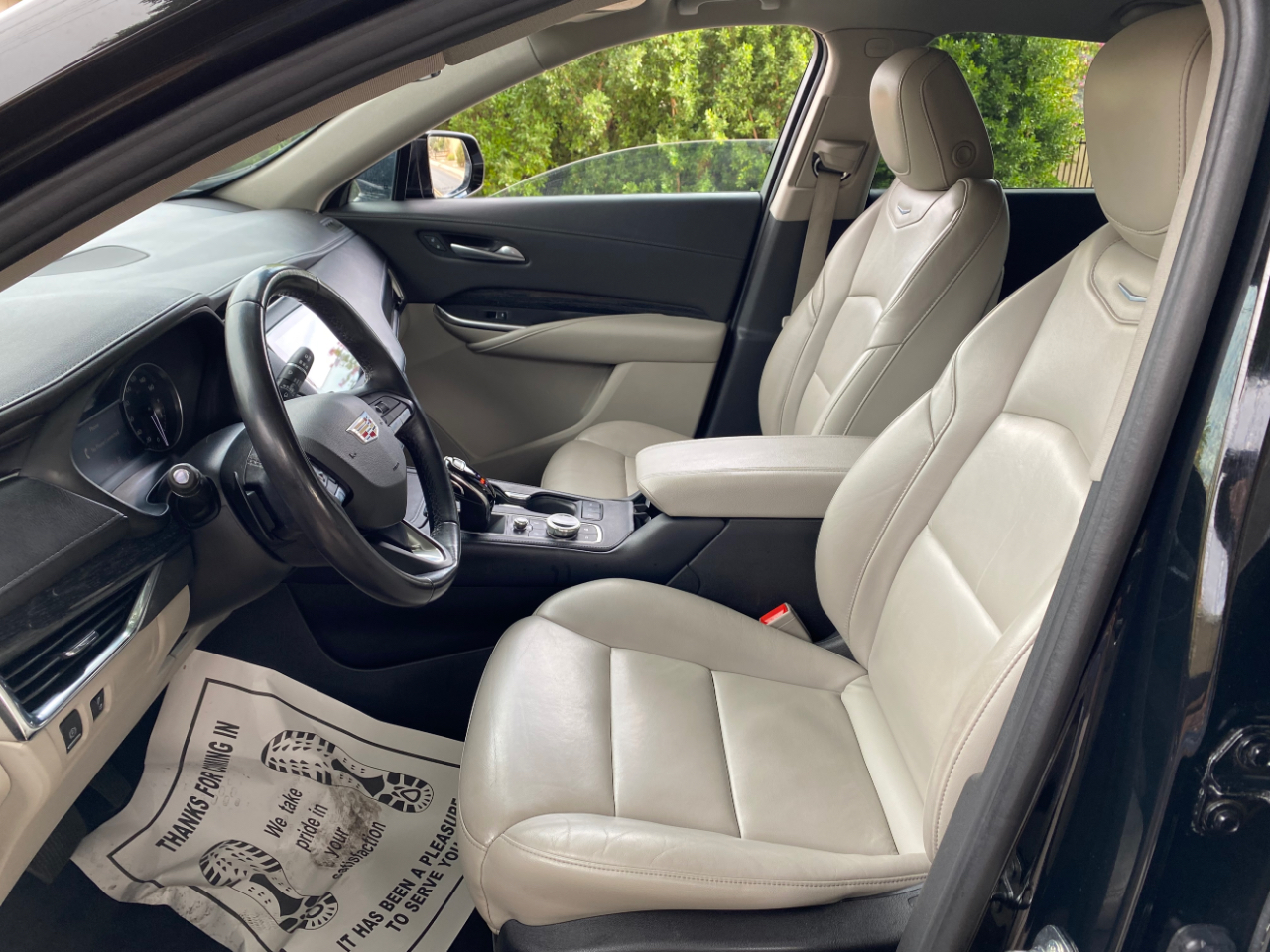 Cadillac XT4 AWD 4dr Premium Luxury 2023