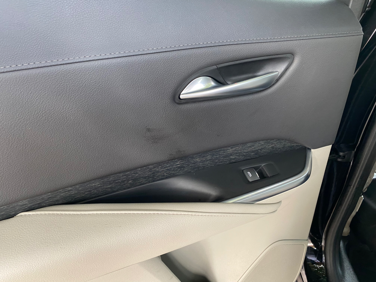 Cadillac XT4 AWD 4dr Premium Luxury 2023