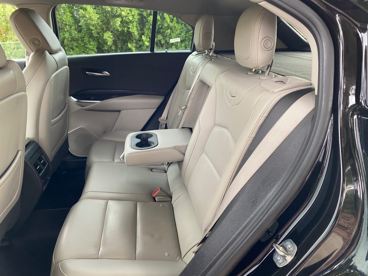 Cadillac XT4 AWD 4dr Premium Luxury 2023