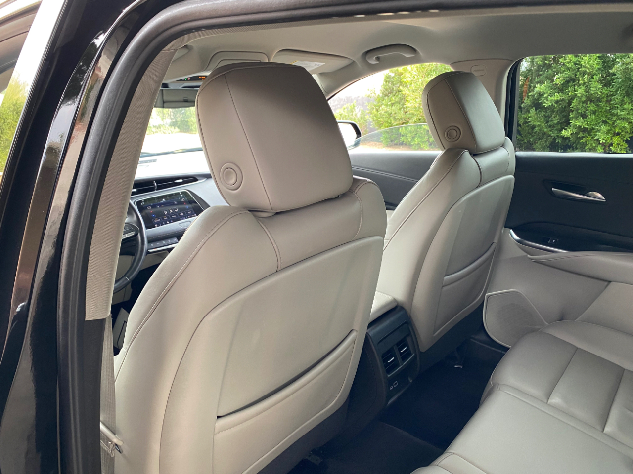 Cadillac XT4 AWD 4dr Premium Luxury 2023