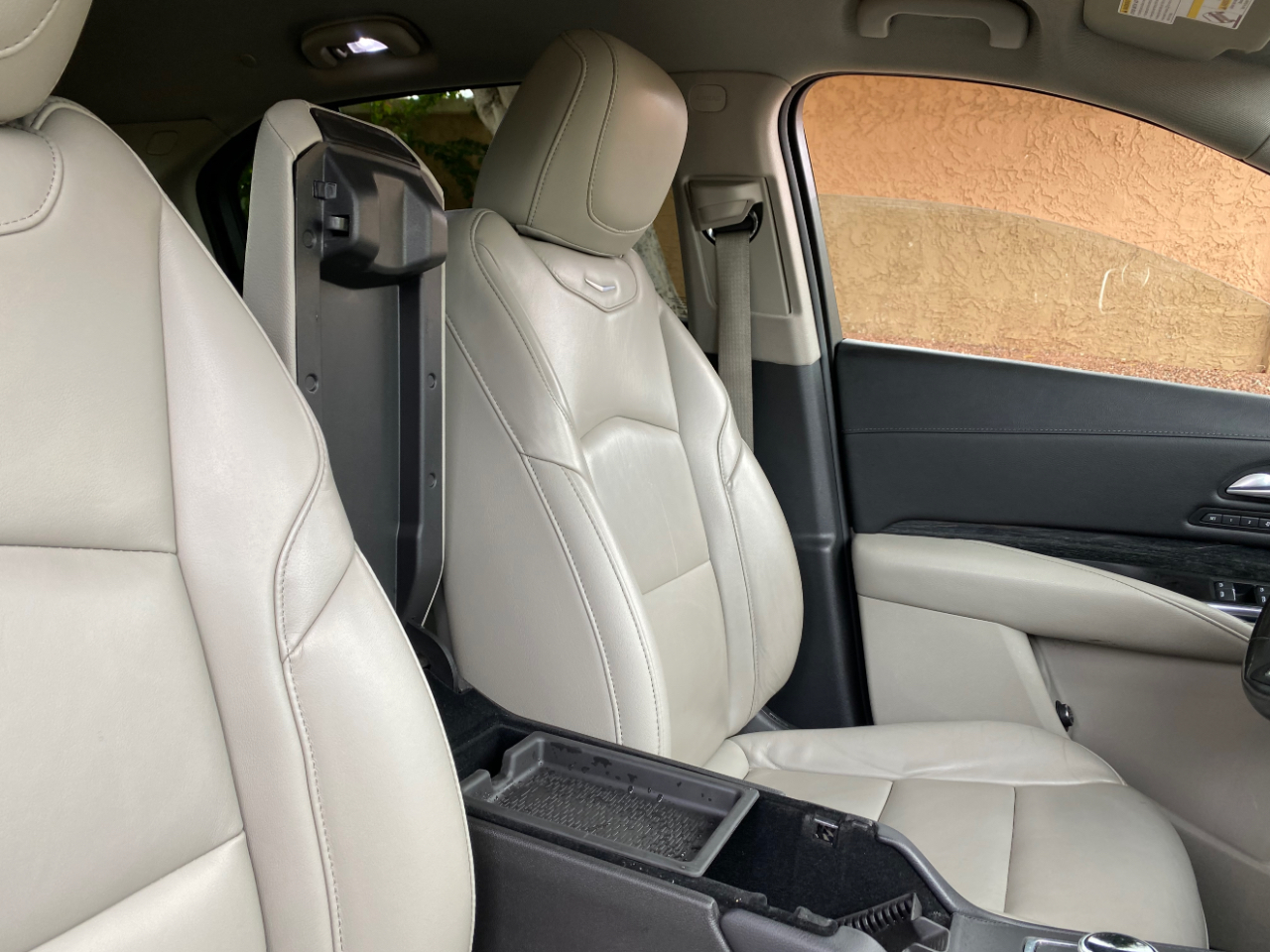 Cadillac XT4 AWD 4dr Premium Luxury 2023