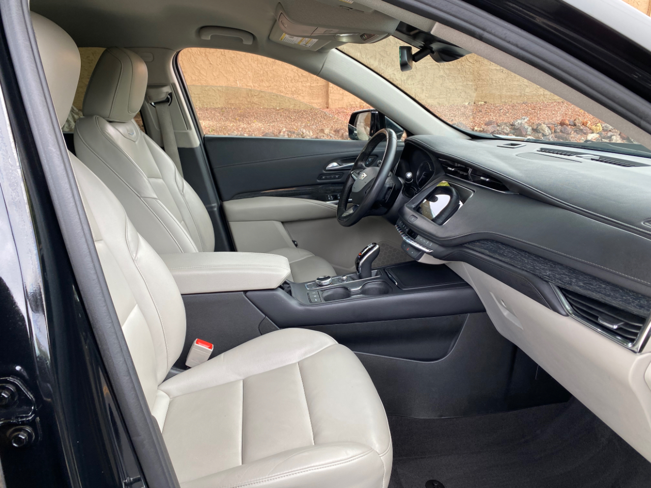 Cadillac XT4 AWD 4dr Premium Luxury 2023