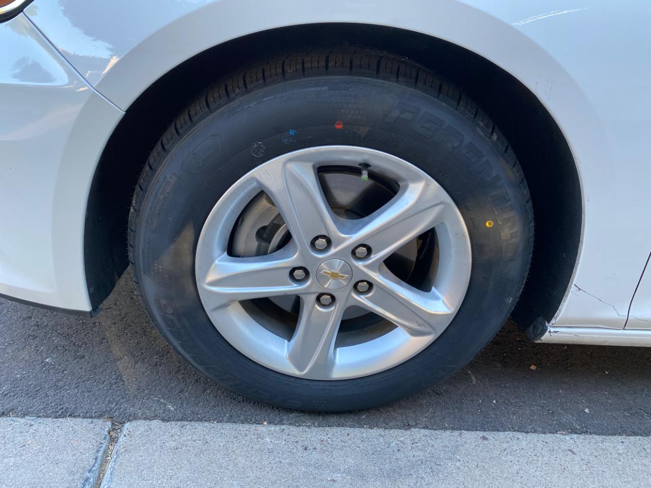 Chevrolet Malibu 4dr Sdn LS w/1LS 2024