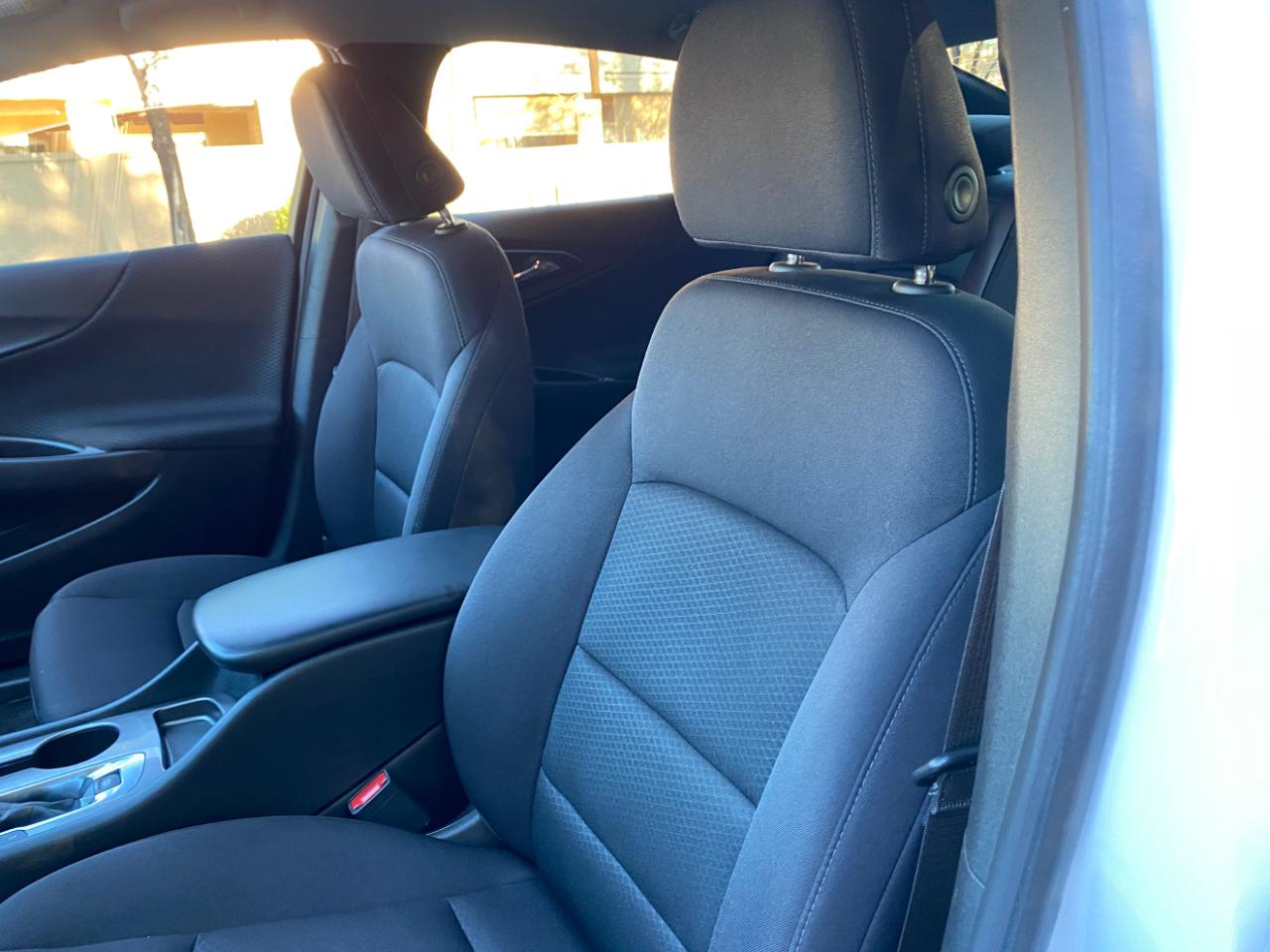 Chevrolet Malibu 4dr Sdn LS w/1LS 2024