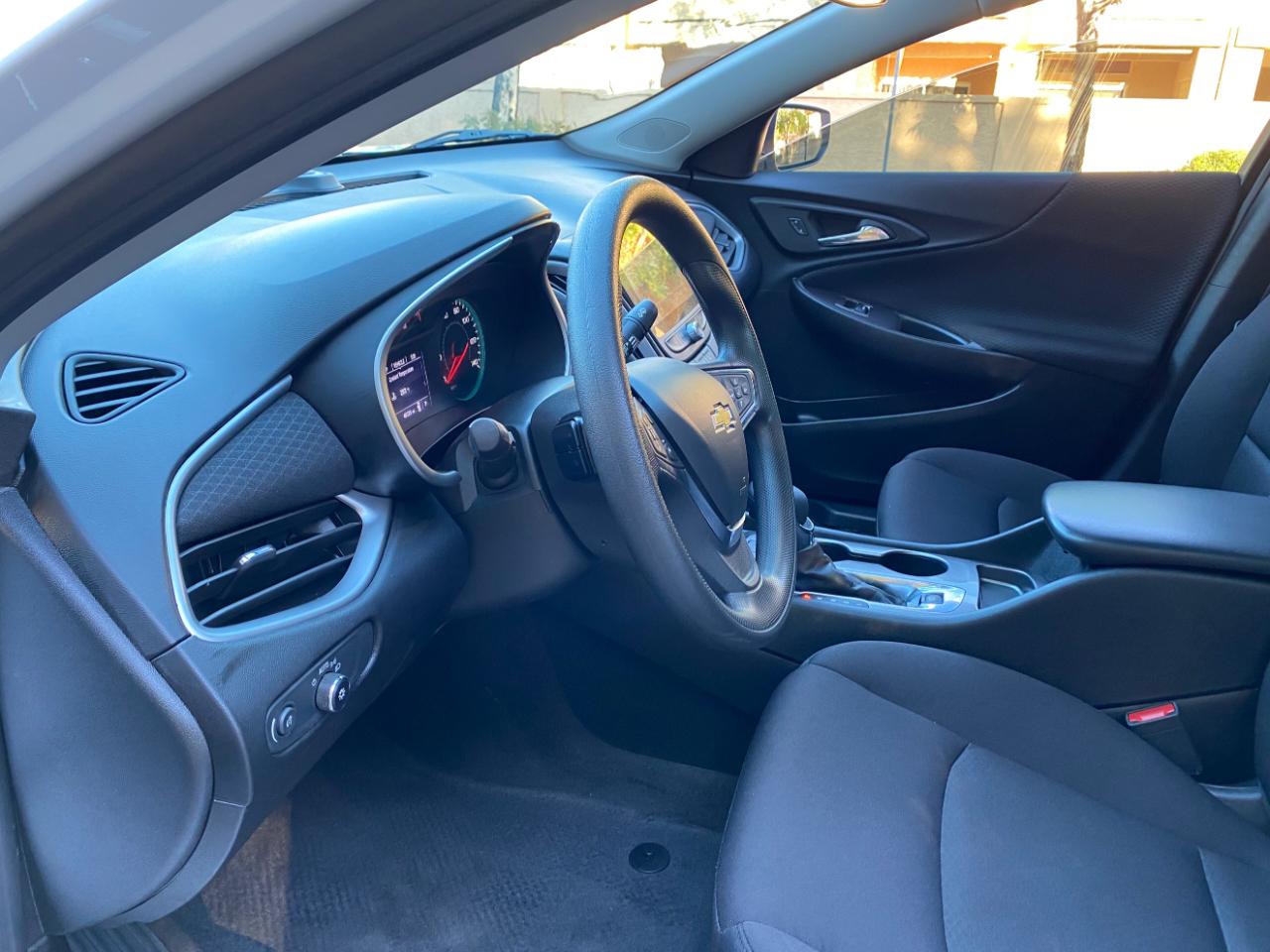 Chevrolet Malibu 4dr Sdn LS w/1LS 2024